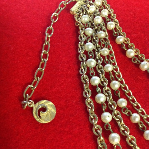 Vintage Lisner Pearl Bib Necklace 7 Strand - Picture 4 of 5